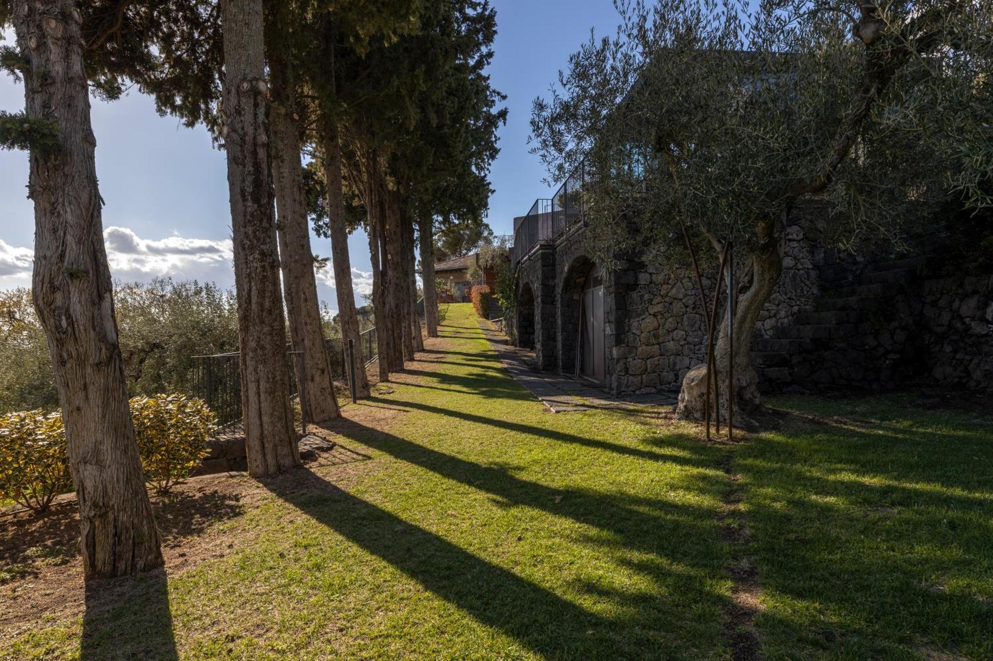 Scialaj Villa Di Lusso Sull'Etna Con Piscina E Vista Mare 라갈나 외부 사진