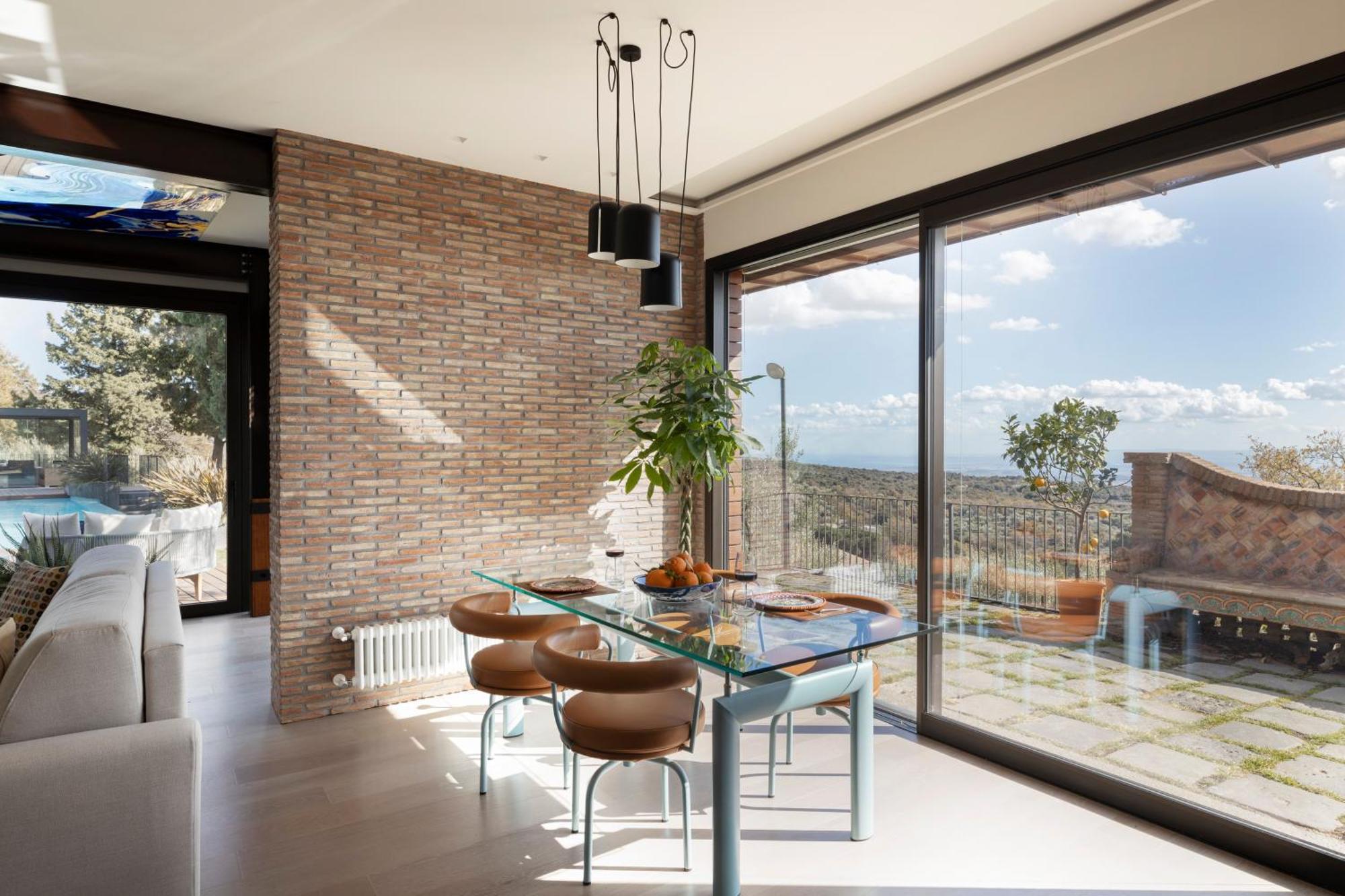 Scialaj Villa Di Lusso Sull'Etna Con Piscina E Vista Mare 라갈나 외부 사진