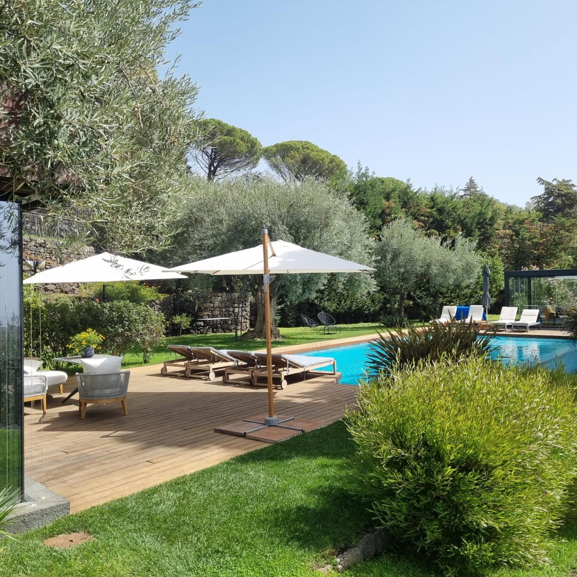 Scialaj Villa Di Lusso Sull'Etna Con Piscina E Vista Mare 라갈나 외부 사진